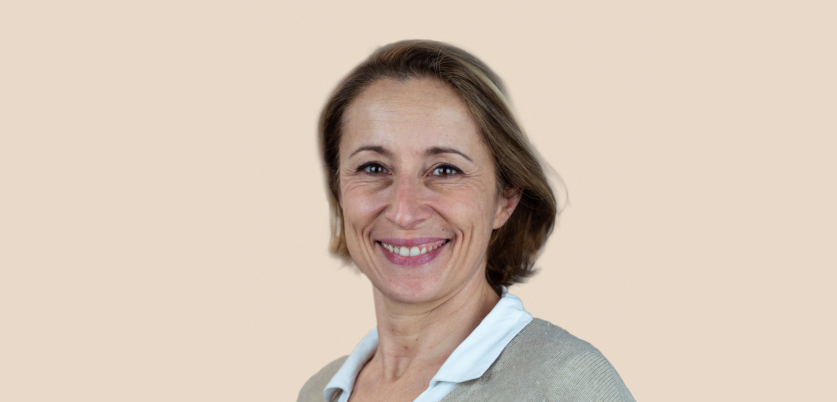 Dr Julie Salomon