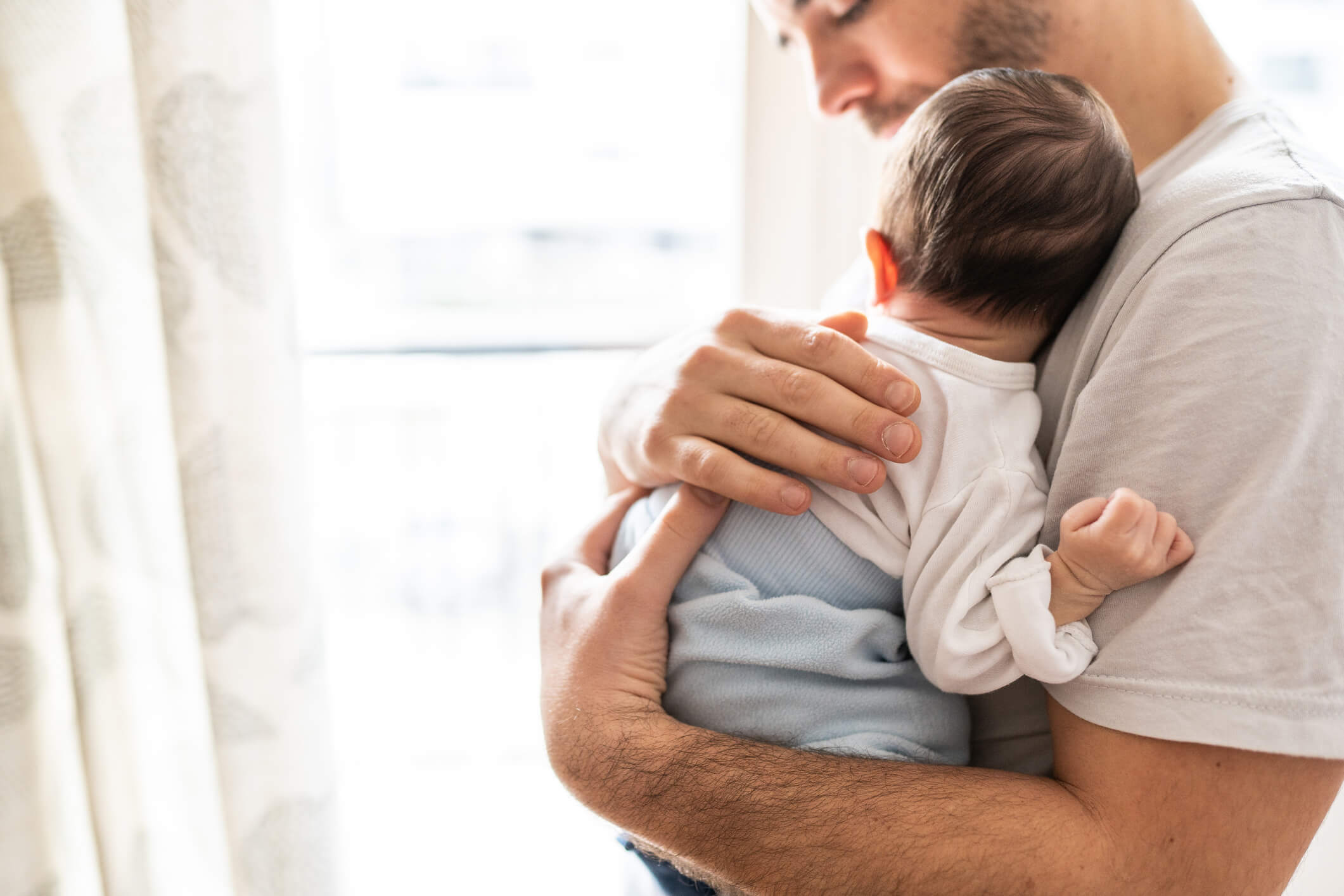 Bébé : que faire en cas de coliques du nourrisson ?