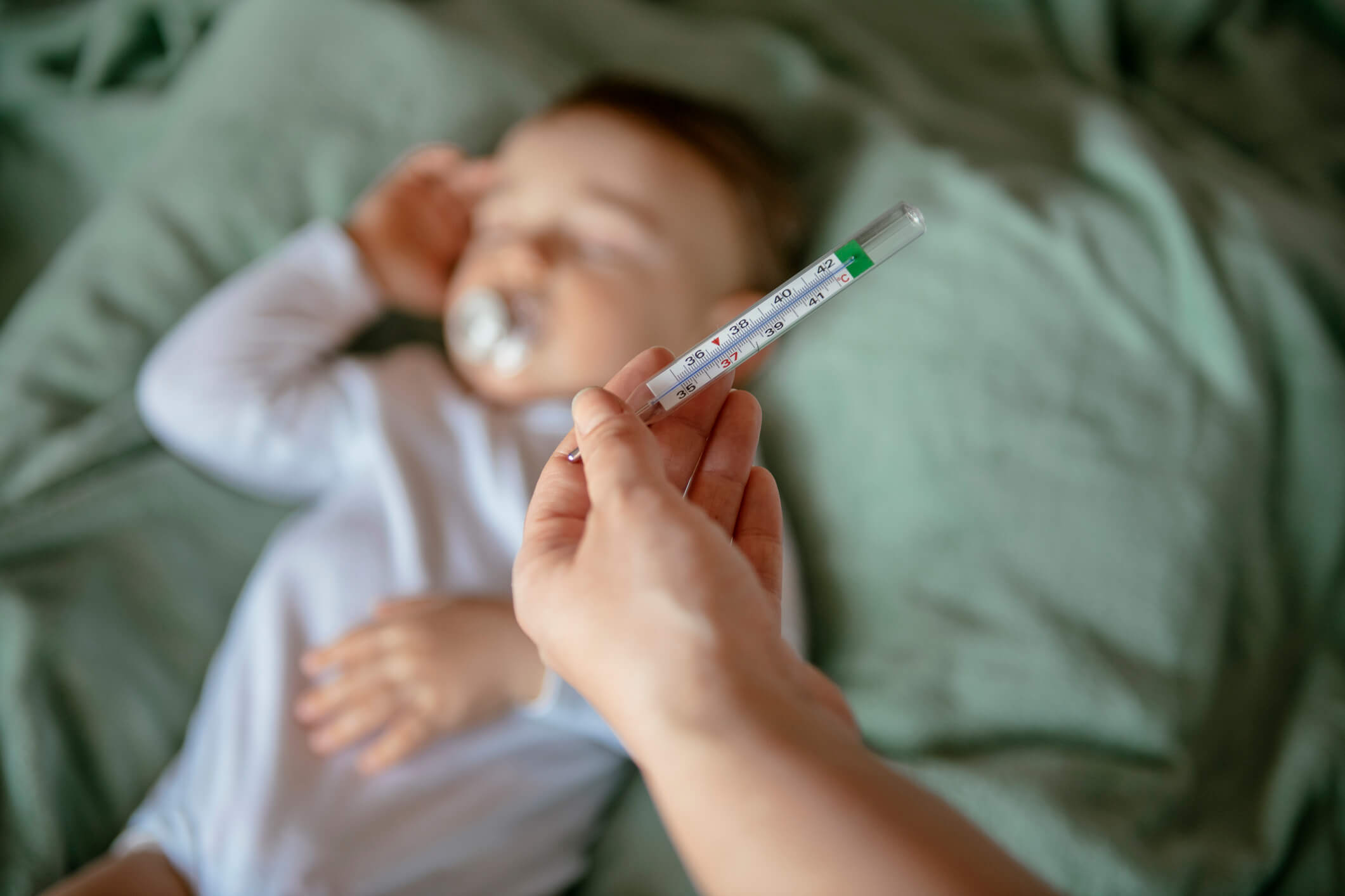 Fièvre chez l'enfant : à partir de quelle température s'inquiéter ?