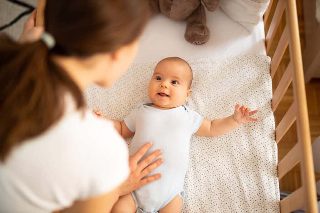 Angoisse de séparation bébés et jeunes enfants