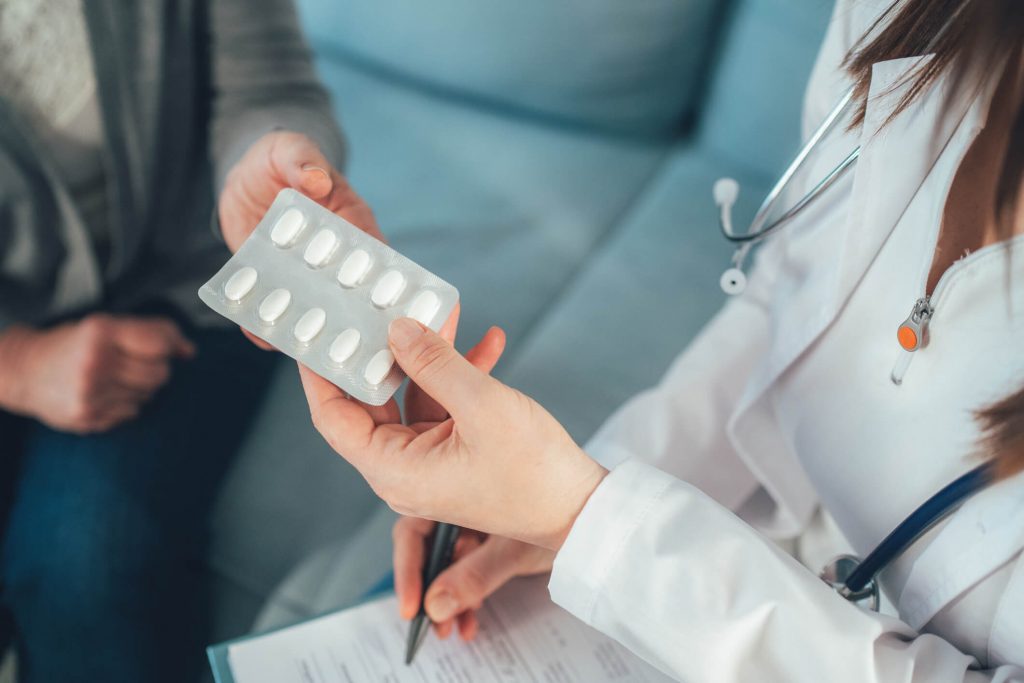 valaciclovir pour herpes genital