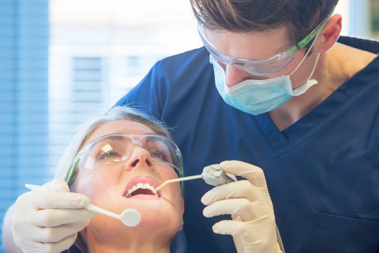 opération des dents de sagesse tout savoir sur son déroulement