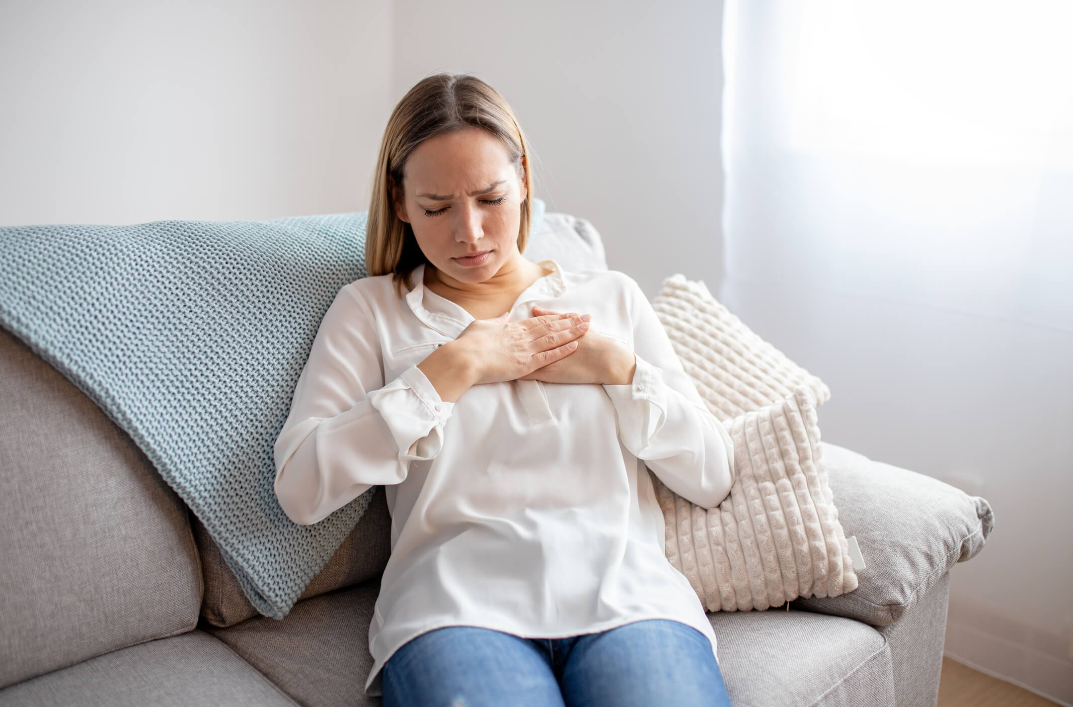 Douleur thoracique : bien réagir en cas de gêne au niveau de la ...