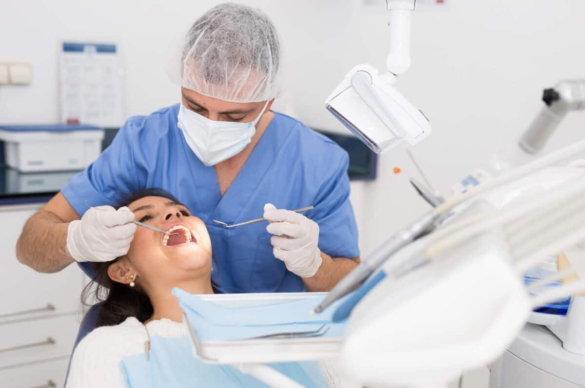 Consultation chez le dentiste comment se dérouletelle