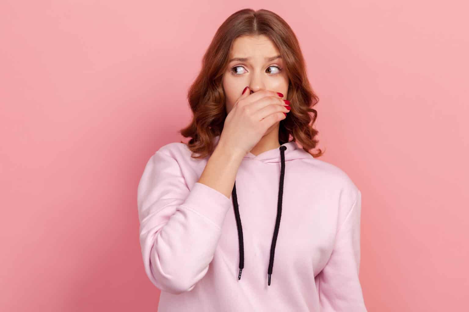 Taches sur les dents quelles sont les causes et comment y remédier